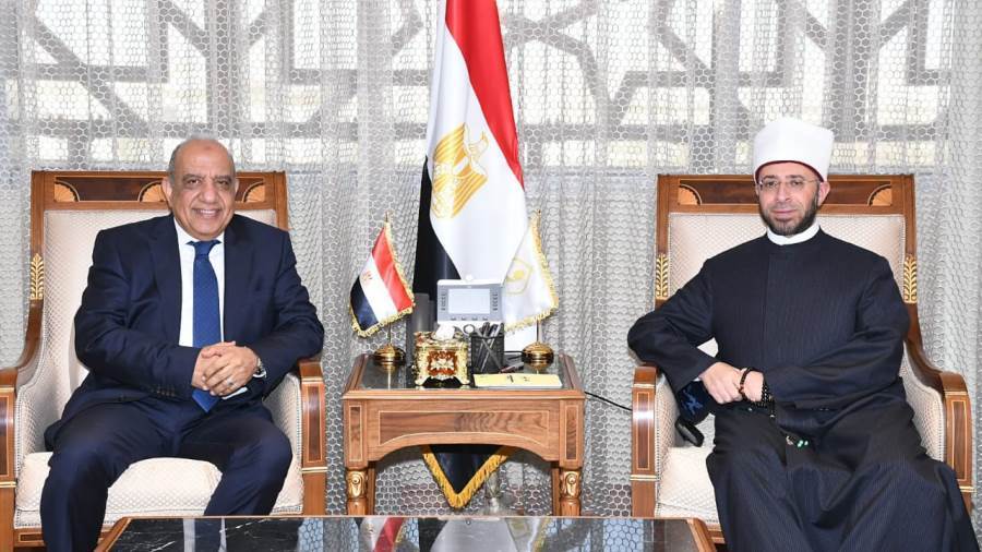 وزير الأوقاف مع وزير الكهرباء