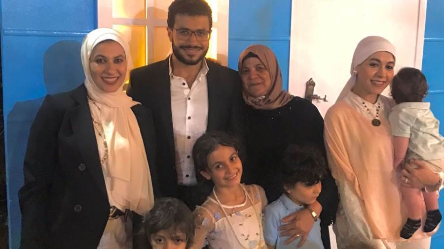 الأم المثالية الأولى بالفيوم وسط أسرتها