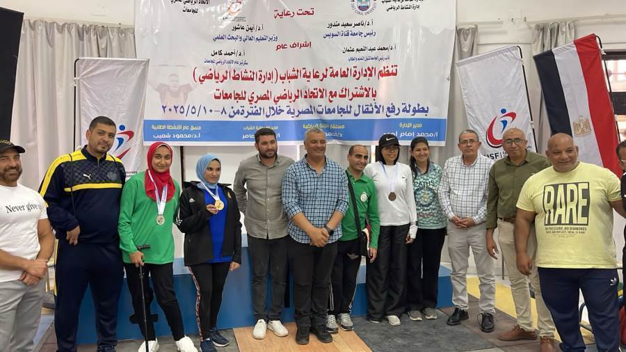 الفائزون