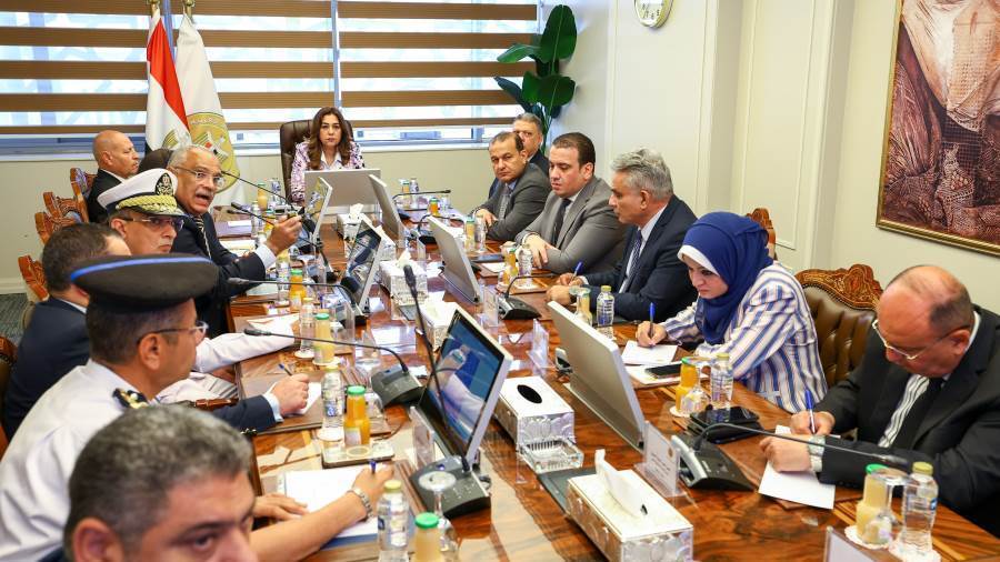 د. منال عوض تبحث مع القاهرة والتنسيق الحضاري جهود إعادة تطوير شوارع مصر الجديدة