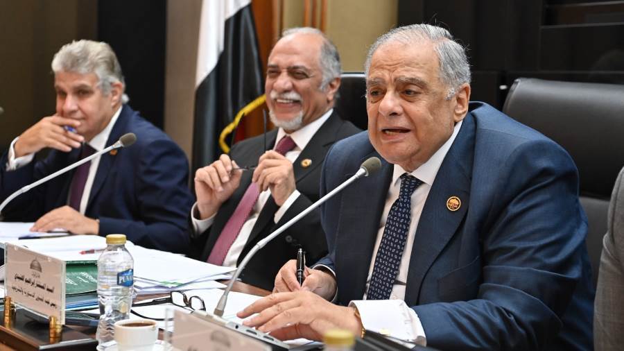 اجتماع اللجنة