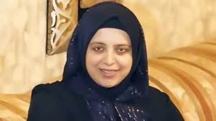 الفنانة المعتزلة عبير الشرقاوي