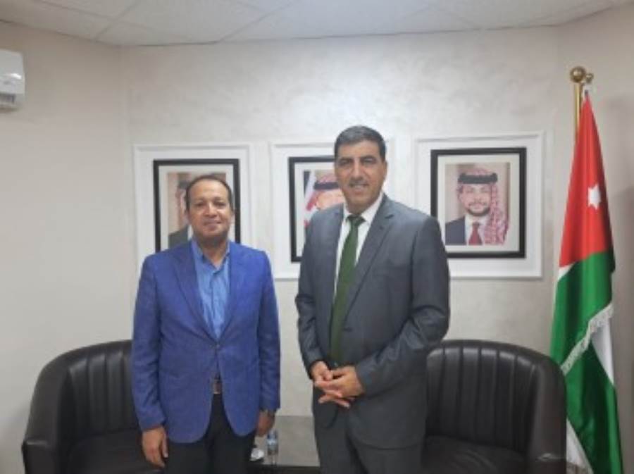 خالد العيسوي يحاور فراس القبلان