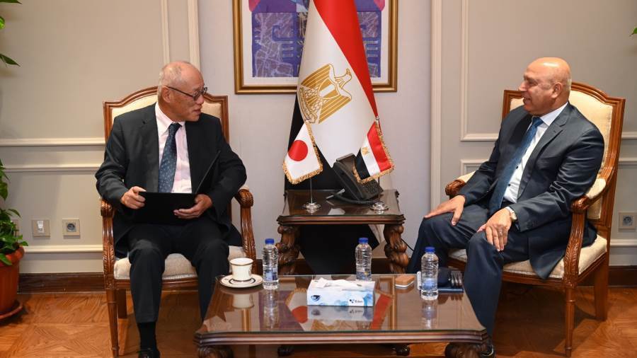 الوزير يستقبل السفير الياباني بالقاهر