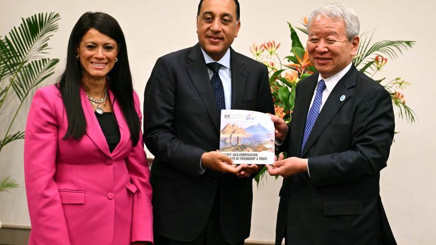 أكيهيكو تاناكا ومدبولي والمشاط