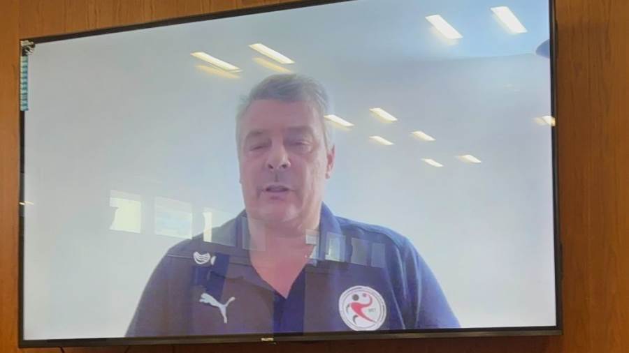 باسكوال المدير الفني لمنتخب رجال اليد