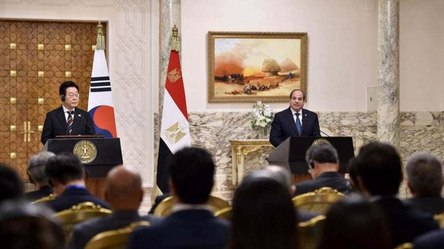 الرئيس السيسي والرئيس الكوري الجنوبي لي جيه ميونج خلال المؤتمر الصحفي