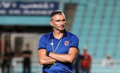 كارتيرون يوجه رسالة للاعبي الزمالك