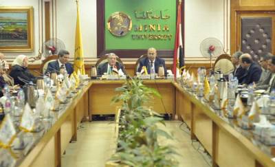 مكتب لرعاية الوافدين والمبعوثين والتعاون الدولي بجامعة المنيا