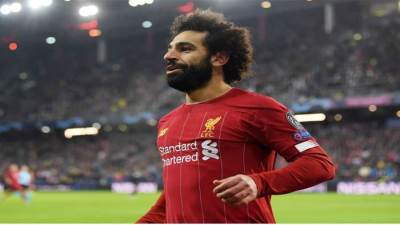 تعرف على القنوات الناقلة ومواعيد مباريات كرة القدم.. اليوم السبت