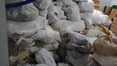 ضبط ٣ طن لحوم منتهية الصلاحية بكفر الشيخ