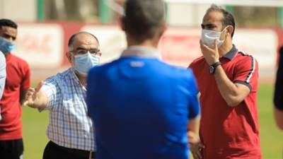 الأهلي يعود للتدريبات وسط إجراءات احترازية