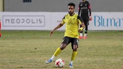 انفراد.. الزمالك يحصل على توقيع محمد عبد العاطي