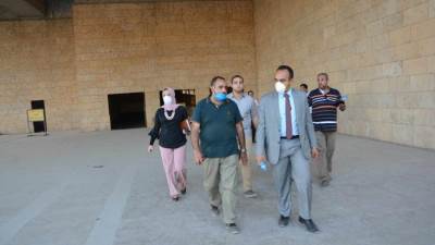 نائب محافظ المنيا يتابع الأعمال الإنشائية بالمتحف الآتوني