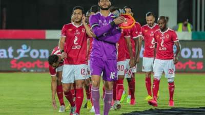 الشوط الأول | تعادل سلبي بين الأهلي والمقاصة وسيد عبد الحفيظ في المدرجات