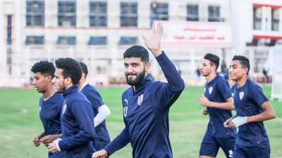 وكيل فرجاني ساسي يكشف آخر تطورات تجديد عقده مع الزمالك