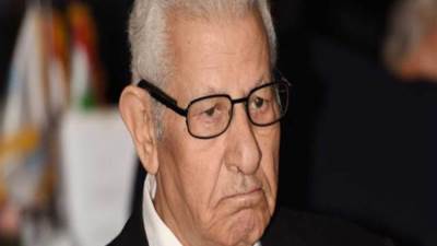 بث مباشر.. تشييع جثمان شيخ الصحفيين مكرم  محمد أحمد 