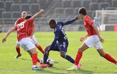 فوز لانس على نيم اولمبيك في الدوري الفرنسي