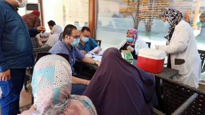 وكيل صحة الشرقية يتابع تطعيم المستشارين بنادي القضاة بالزقازيق