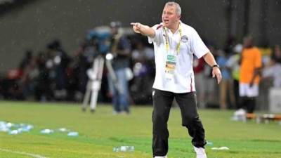 شوقي غريب يكشف حقيقة رفض ليفربول انضمام صلاح للمنتخب في أولمبياد طوكيو