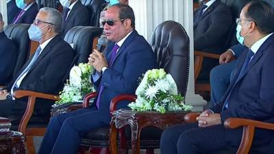 الرئيس السيسي: عملية استصلاح الأراضي مكلفة جدا ويجب الحفاظ على ماتبقى من الرقعة الزراعية