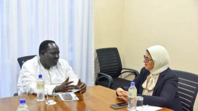 وزيرة الصحة تلتقي مستشار رئيس جنوب السودان للشئون الأمنية