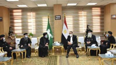 محافظ الشرقية يستقبل أسقف ميت غمر وبلاد الشرقية لتقديم التهنئة بعيد الأضحى