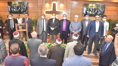 محافظ أسيوط ورئيس الطائفة الانجلية بمصر يشهدان افتتاح كنيسة الناصرية الإنجيلية بـ"الفتح"