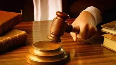 المشدد 10 سنوات لعاطلين بتهمة السرقة بالإكراه