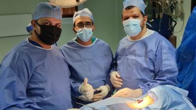 "عين شمس العام" يجري أول منظار جراحي ميكروسكوبي على الحنجرة