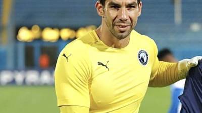 تعرف على سبب عدم مشاركة شريف إكرامي أساسيًا في مواجهة بيراميدز ضد المقاصة 