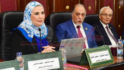 وزيرة التضامن تعرض مسودة قانون حقوق المسنين على لجنة برلمانية