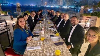 وزير السياحة والآثار يقيم مأدبة عشاء على النيل على شرف نظيره الأردني