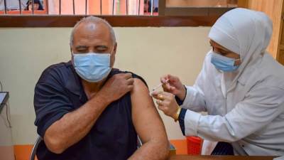وكيل صحة الشرقية يتابع تطعيم المواطنين بلقاح كورونا