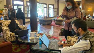 الصحة توفد 3 فرق طبية لتطعيم الأعضاء والعاملين بنادي الجزيرة خلال عموميته اليوم