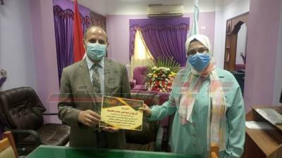 محافظ كفر الشيخ يشيد بتكريم وكيل التعليم للمتميزين من المعلمين والموجهين