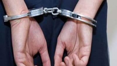 ضبط رجل شرطة مزيف حاول تعطيل حركة المرور بالتجمع بالقاهرة