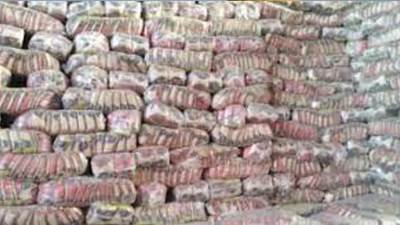 ضبط 7 أطنان دقيق وأرز فاسد بحملة تموينية بالقليوبية