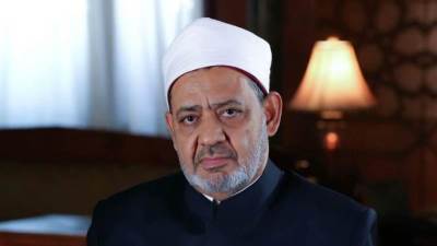 الإمام الأكبر: دعم المرأة ونصرة اللاجئين وتعزيز الأخوة والسلام العالمي على رأس أولويات 2021