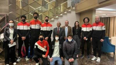 استقبال رسمي لمنتخب سلاح السيف من سفارة مصر بالبحرين