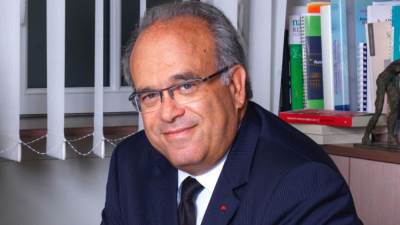 مليار مدخن في العالم وكان التدخين ولا يزال سببًا رئيسيًا للمرض والوفاة المبكرة 