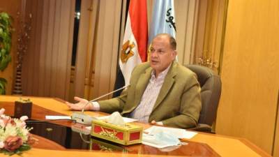 محافظ أسيوط: فتح منافذ وشوادر "أهلا رمضان" لبيع المواد الغذائية واللحوم بأسعار مخفضة 