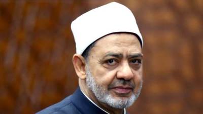 شيخ الأزهر يقرر مضاعفة المنحة الشهرية لمستحقي الزكاة بمناسبة حلول شهر رمضان