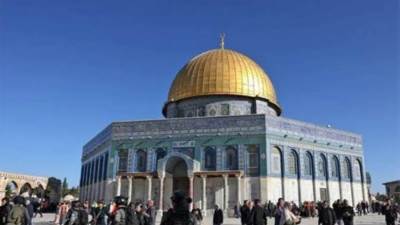 جيش الاحتلال يمنع رفع أذان العشاء في المسجد الأقصى المبارك