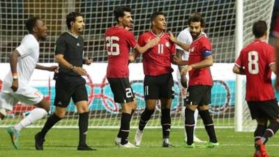 إيجابيات وديتي مصر وميسي في الأهلي ونظام سوبر جلوب وأزمة حراس المنتخب| النشرة الرياضية 