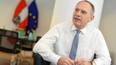 وزير داخلية النمسا: نواجه أزمة بسبب تزايد اللاجئين بعد الحرب الروسية الأوكرانية