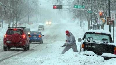 ارتفاع حصيلة ضحايا العاصفة الشتوية الأمريكية إلى 34 قتيلًا