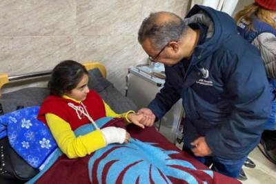 مدير عام الصحة العالمية يتفقد بعض المستشفيات ومراكز الإيواء بحلب