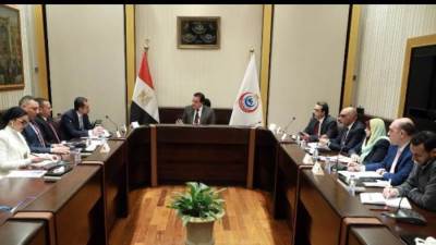 وزير الصحة يبحث وضع خطة لإطلاق مبادرة للحفاظ على صحة القلب