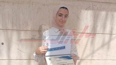 أسرة الطالبة "منة الله عماد" تشكر الرئيس السيسي على دعمه لهم